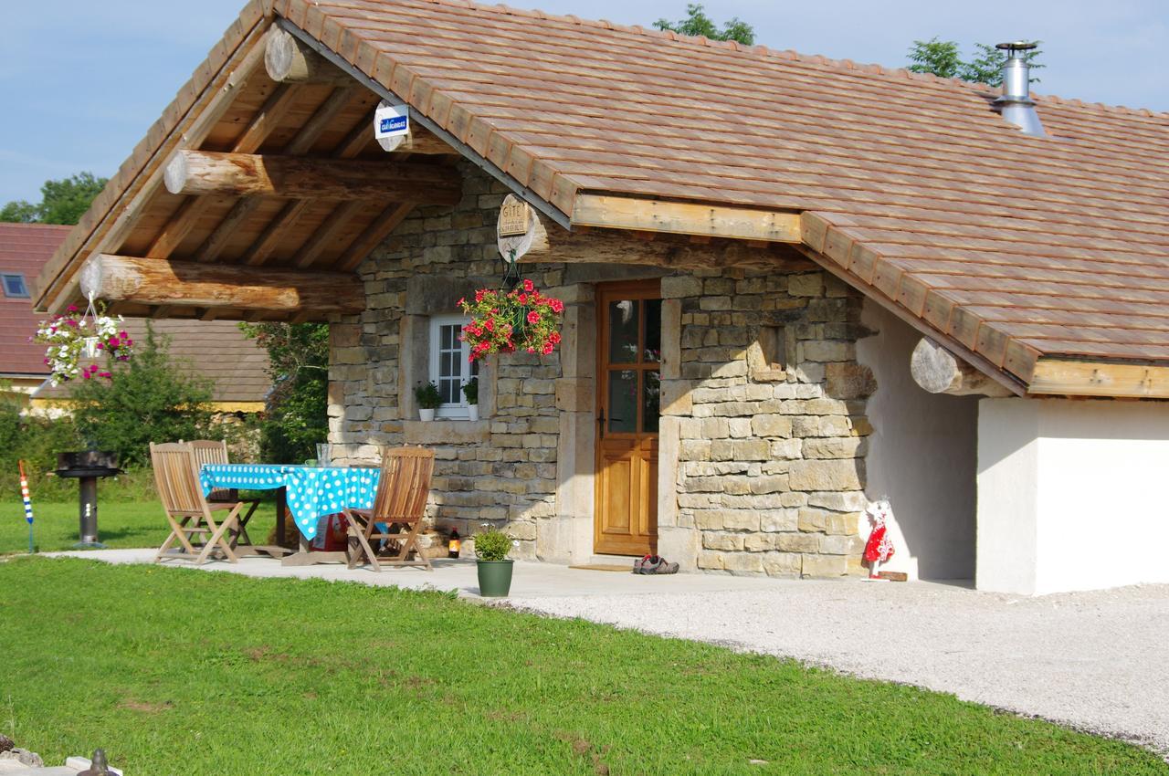 Chambre D'Hotes Chez Karine Et Roland Le Fied Exterior photo